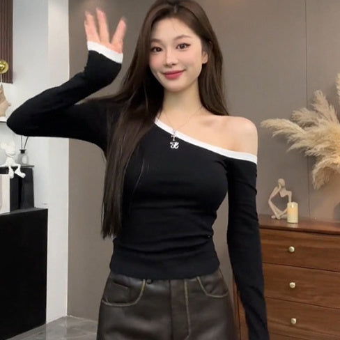 Women's Long-sleeved Off-shoulder Top