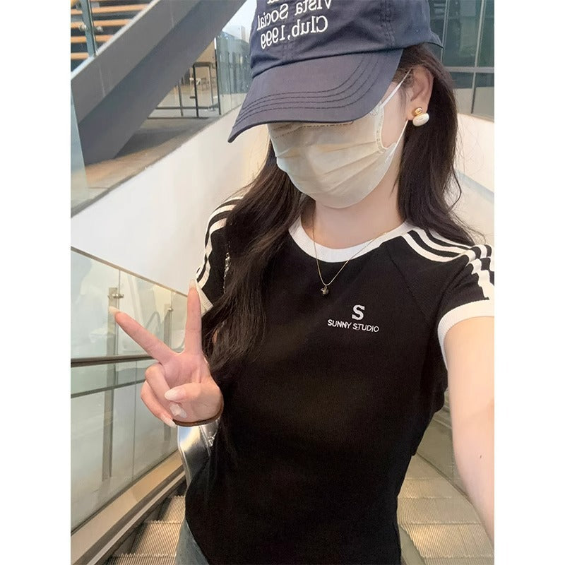 Hot Girl Embroidered Crew Neck Short Sleeve T-shirt Top