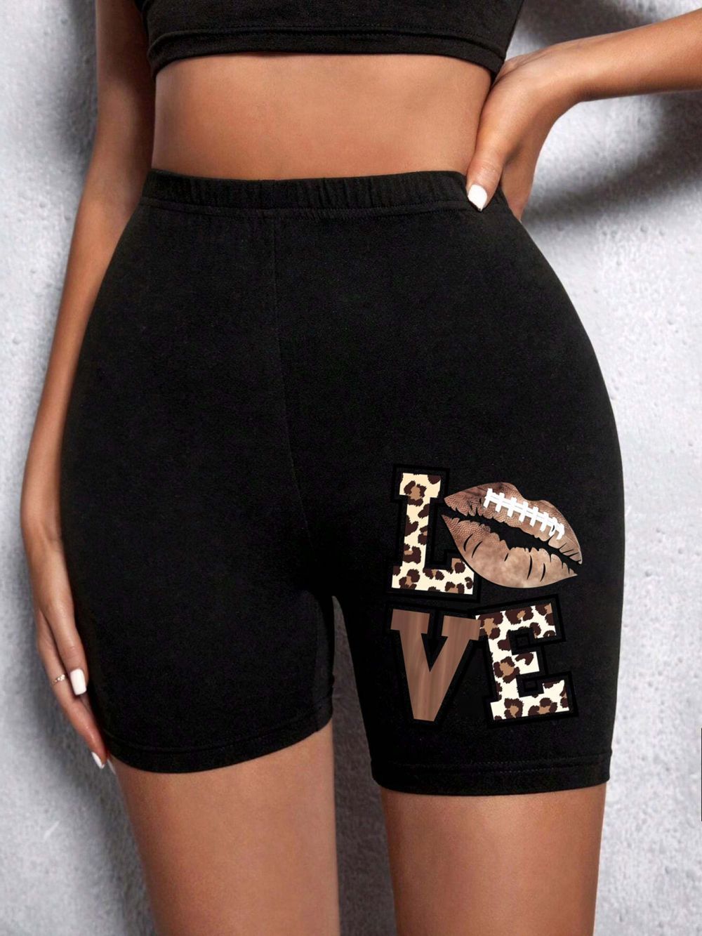 Woman Tight Leopard Heart And Love Shorts