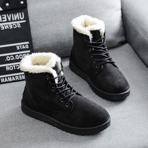 Flat-heel Women Boots